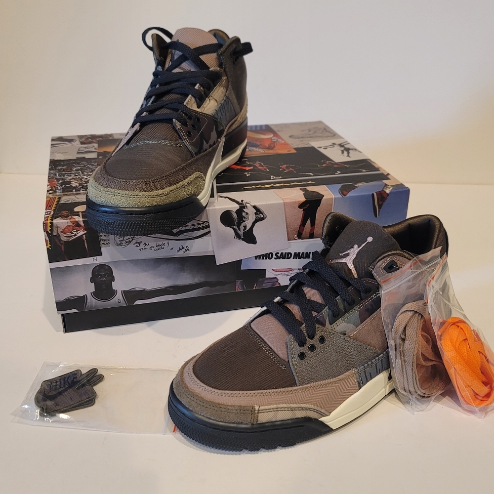 Air Jordan 3 Retro SE Brown and Black Sneakers